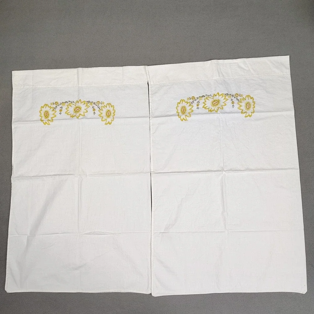VINTAGE MCM Needlepoint Pillowcases Set Of 2 Standard 29x18 Floral Handmade NICE
